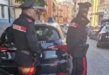 Sezze, al posto di blocco senza patente ma con la coca: denunciato