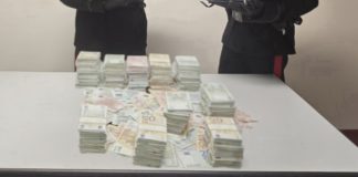 300mila euro nascosti in un pozzetto di cemento: quattro denunce a Fondi