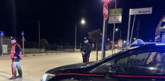 Aprilia, fermati con mille euro in contanti e crack: denunciati