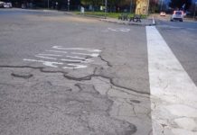 Fondi, Piazzale delle Regioni: “Vernice fresca sulle buche, una presa in giro”