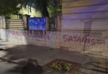 Scritte minatorie a Terracina sotto casa dell’europarlamentare Procaccini