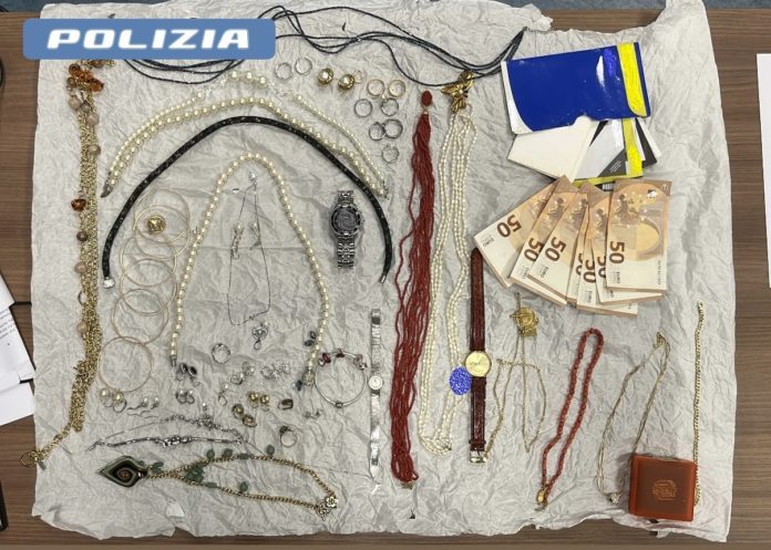 arresarresto truffe anziani gaeta 3