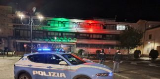 Aprilia, ruba un’auto e fugge: finisce agli arresti domiciliari