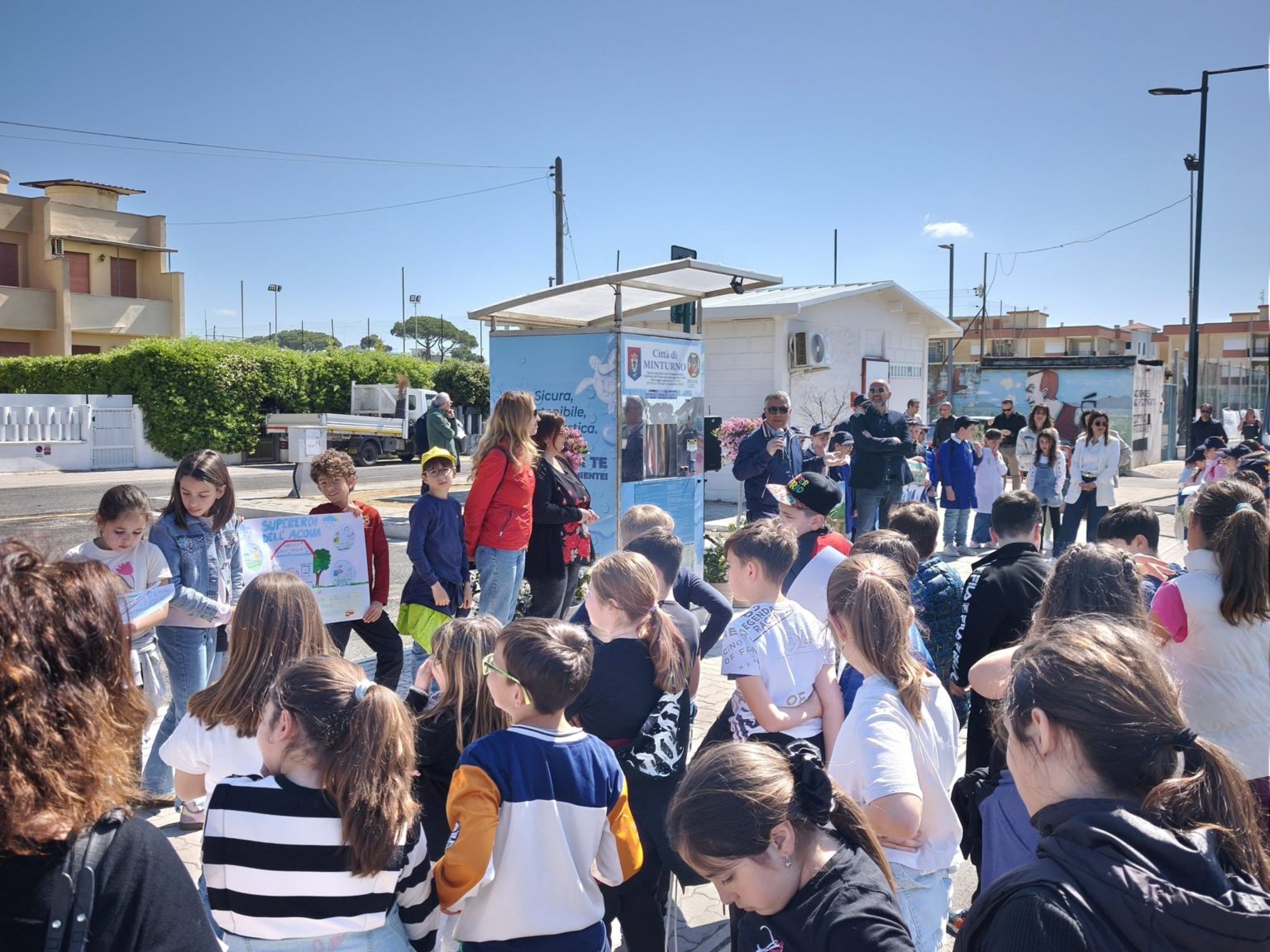 Scauri, inaugurata la nuova Casetta dell'Acqua