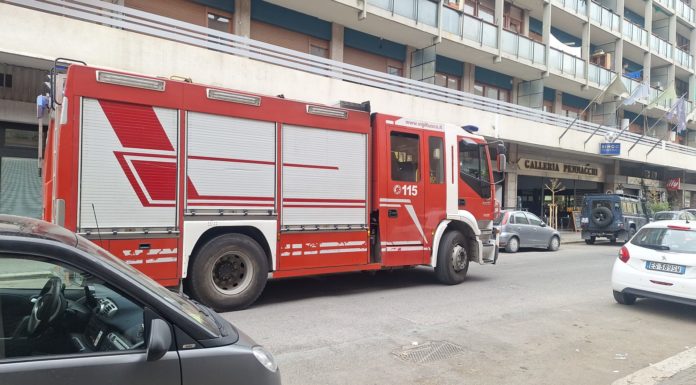Fiamme a Palazzo Pennacchi. Il Comitato: “Tragedia sfiorata, ora basta”