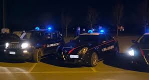 Sonnino, evade dai domiciliari e rompe un defibrillatore