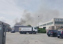 Incendio alla “Del Prete”, rogo partito da una batteria