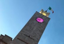 Latina illumina la Torre civica di viola per la Sclerosi Sistemica