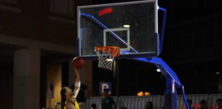 Basket in Piazza, il programma di oggi rinviato a domani causa maltempo