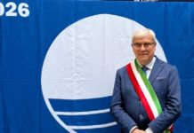 Sabaudia perde la Bandiera Blu: le opposizioni contro il sindaco Mosca