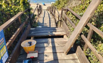 Latina, atti vandalici alle passerelle sul lungomare: al via i lavori di ripristino