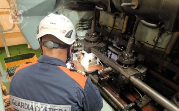 Nave mercantile fermata a Terracina: irregolarità sui certificati antinquinamento