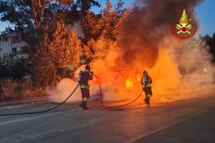 ferrari in fiamme