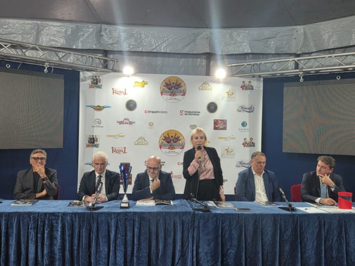 Il tavolo da sx Polrvrino, Calvi, Carnevale, Celentano, Montico, Pili