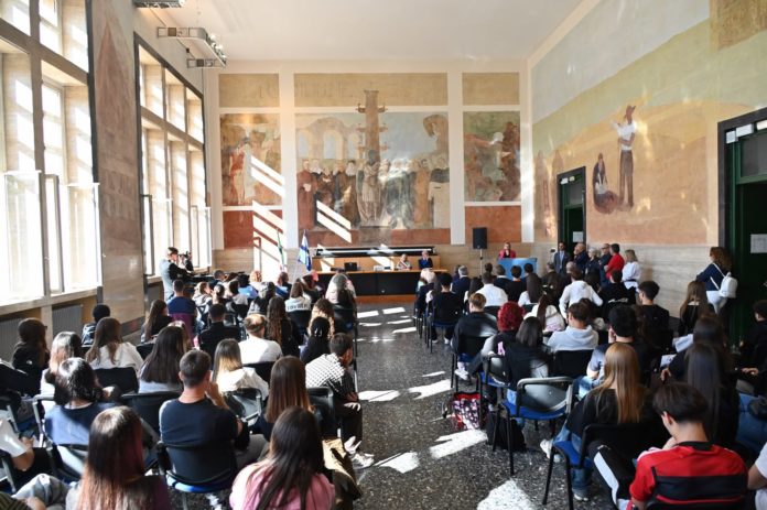 NUOVA AULA MAGNA DELL’ISTITUTO VITTORIO VENETO – SALVEMINI DI LATINA (4)