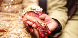 Fondi, costringe la figlia a sposarsi in India: 3 anni di carcere